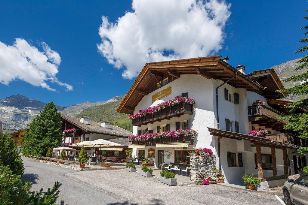 Hotel Alpenblick Pfelders Exteriör bild